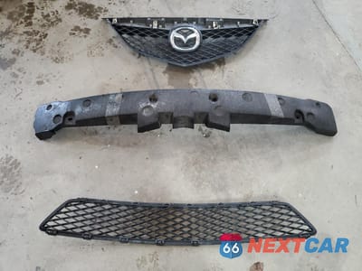 Zdjęcie 12 z 13 samochodu: 2003 MAZDA 6 S VIN:1YVFP80D435M05416 - miniatura