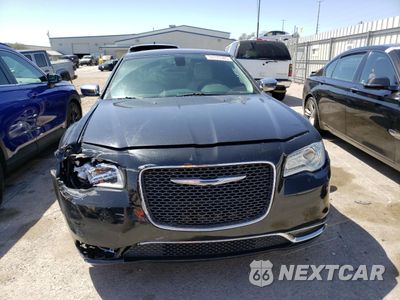 Piąte zdjęcie samochodu w środku: 2015 CHRYSLER 300C VIN:2C3CCAEG5FH739504 - miniatura