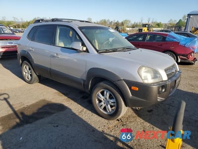 Czwarte zdjęcie samochodu z boku: 2006 HYUNDAI TUCSON GLS VIN:KM8JN72D36U262851 - miniatura