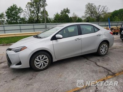 2018 TOYOTA COROLLA LE 5YFBURHE8JP793394 - główne zdjęcie licytacji z USA - miniatura