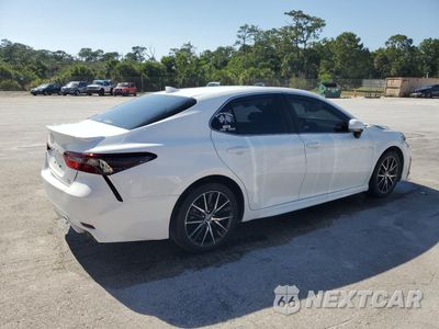 Trzecie zdjęcie samochodu z tyłu: 2024 TOYOTA CAMRY SE NIGHT SHADE VIN:4T1G11BK1RU115613 - miniatura