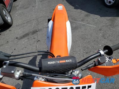 Piąte zdjęcie samochodu w środku: 2024 KTM 300 XC-W VIN:VBKXWK239RM365765 - miniatura