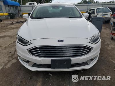 Piąte zdjęcie samochodu w środku: 2017 FORD FUSION SE HYBRID VIN:3FA6P0LU3HR409454 - miniatura