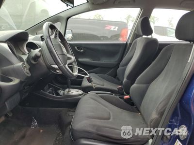 Zdjęcie 7 z 15 samochodu: 2010 HONDA FIT SPORT VIN:JHMGE8H47AS023284 - miniatura