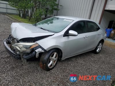 2015 TOYOTA COROLLA LE 5YFBURHE5FP327820 - główne zdjęcie licytacji z USA - miniatura