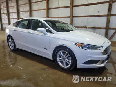 Czwarte zdjęcie samochodu z boku: 2018 FORD FUSION SE HYBRID VIN:3FA6P0LU6JR281927 - miniatura