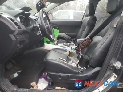 Zdjęcie 7 z 13 samochodu: 2007 MITSUBISHI OUTLANDER XLS VIN:JA4MS41XX7U015486 - miniatura