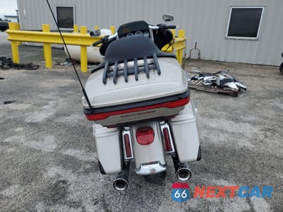 Czwarte zdjęcie samochodu z boku: 2018 HARLEY-DAVIDSON FLHTK ULTRA LIMITED VIN:1HD1KED16JB627790 - miniatura