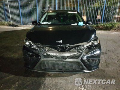Piąte zdjęcie samochodu w środku: 2021 TOYOTA CAMRY SE VIN:4T1G11AK1MU409197 - miniatura