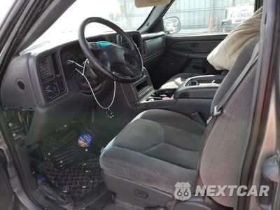 Zdjęcie 7 z 13 samochodu: 2006 GMC NEW SIERRA C1500 VIN:2GTEC19T061118725 - miniatura