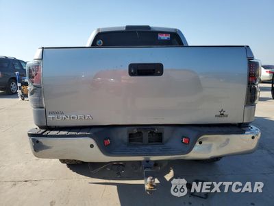 Zdjęcie 6 z 12 samochodu: 2010 TOYOTA TUNDRA CREWMAX LIMITED VIN:5TFFY5F17AX098274 - miniatura