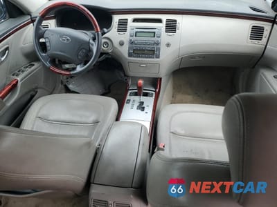 Zdjęcie 8 z 13 samochodu: 2006 HYUNDAI AZERA SE VIN:KMHFC46F56A049763 - miniatura