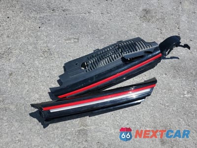 Zdjęcie 14 z 15 samochodu: 2023 VOLKSWAGEN GTI AUTOBAHN VIN:WVWVA7CD5PW152311 - miniatura