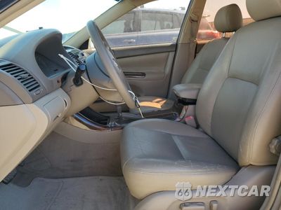 Zdjęcie 7 z 12 samochodu: 2002 TOYOTA CAMRY LE VIN:4T1BF32KX2U028645 - miniatura
