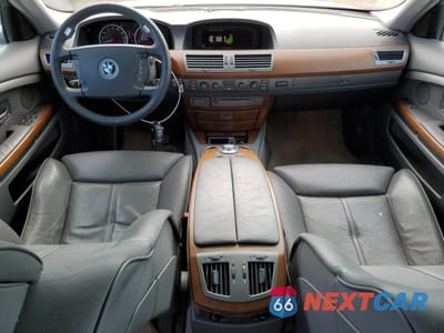 Zdjęcie 8 z 12 samochodu: 2003 BMW 745 LI VIN:WBAGN634X3DR13814 - miniatura