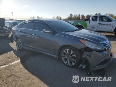 Czwarte zdjęcie samochodu z boku: 2014 HYUNDAI SONATA SE VIN:5NPEC4AB2EH835550 - miniatura