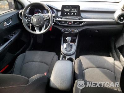 Zdjęcie 8 z 12 samochodu: 2020 KIA FORTE FE VIN:3KPF24AD7LE161261 - miniatura