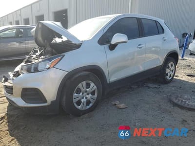 2017 CHEVROLET TRAX LS 3GNCJKSB8HL272855 - główne zdjęcie licytacji z USA - miniatura