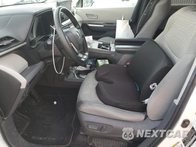 Zdjęcie 7 z 14 samochodu: 2021 TOYOTA SIENNA LE VIN:5TDKRKEC9MS026242 - miniatura