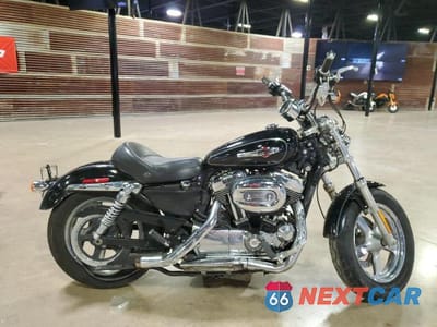 2014 HARLEY-DAVIDSON XL1200 C 1HD1CT313EC414427 - główne zdjęcie licytacji z USA - miniatura
