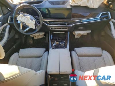 Zdjęcie 8 z 12 samochodu: 2025 BMW X5 XDRIVE40I VIN:5UX23EU05S9W72060 - miniatura