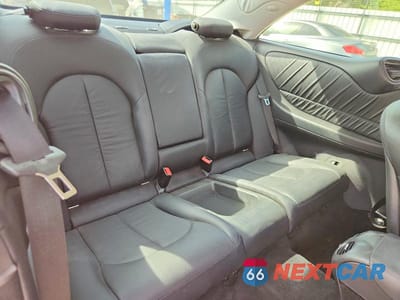 Zdjęcie 10 z 12 samochodu: 2007 MERCEDES-BENZ CLK 550 VIN:WDBTJ72H07F207449 - miniatura