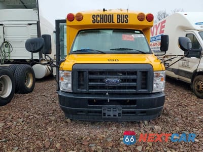 Zdjęcie 9 z 10 samochodu: 2022 FORD ECONOLINE E450 SUPER DUTY CUTAWAY VAN VIN:1FDFE4FN4NDC32277 - miniatura