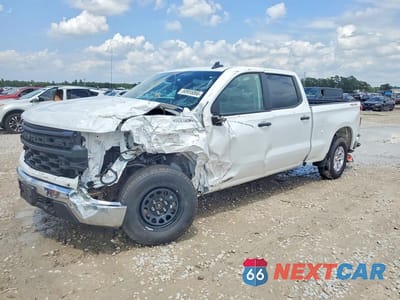 2025 CHEVROLET SILVERADO K1500 1GCUKAED9SZ279430 - główne zdjęcie licytacji z USA - miniatura