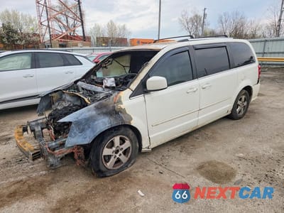 2011 DODGE GRAND CARAVAN CREW 2D4RN5DG2BR756311 - główne zdjęcie licytacji z USA - miniatura