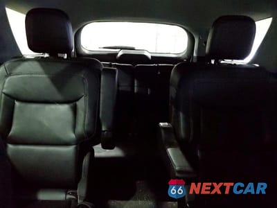 Zdjęcie 10 z 14 samochodu: 2024 FORD EXPLORER XLT VIN:1FMSK8DH1RGA23286 - miniatura