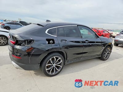 Trzecie zdjęcie samochodu z tyłu: 2022 BMW X4 XDRIVE30I VIN:5UX33DT03N9K52396 - miniatura