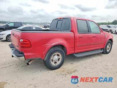 Trzecie zdjęcie samochodu z tyłu: 2001 FORD F150 SUPERCREW VIN:1FTRW07L31KC50165 - miniatura