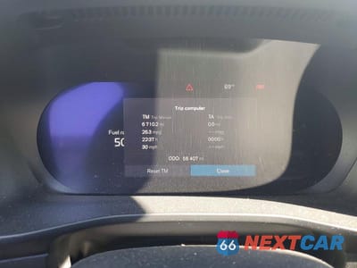 Zdjęcie 9 z 14 samochodu: 2023 VOLVO XC40 PLUS VIN:YV4L12UL0P2944239 - miniatura