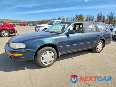 1994 TOYOTA CAMRY LE 4T1GK12W7RU057149 - główne zdjęcie licytacji z USA - miniatura