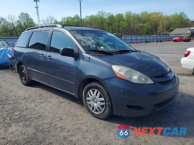 Czwarte zdjęcie samochodu z boku: 2007 TOYOTA SIENNA LE 8-PASSENGER VIN:5TDZK23C47S034369 - miniatura