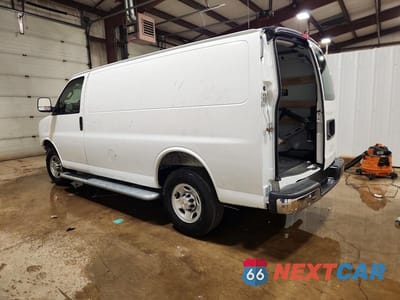 Drugie zdjęcie samochodu z przodu: 2025 CHEV EXPRESS G2500 VIN:1GCWGAFP1S1177847 - miniatura