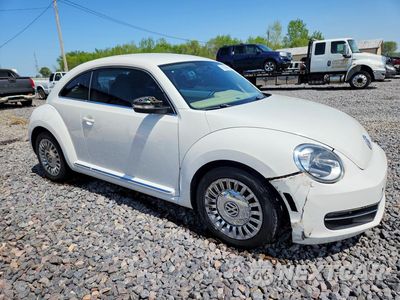 Czwarte zdjęcie samochodu z boku: 2013 VOLKSWAGEN BEETLE VIN:3VWJL7AT2DM683509 - miniatura