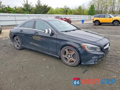 Czwarte zdjęcie samochodu z boku: 2014 MERCEDES-BENZ CLA 250 VIN:WDDSJ4EB7EN035061 - miniatura
