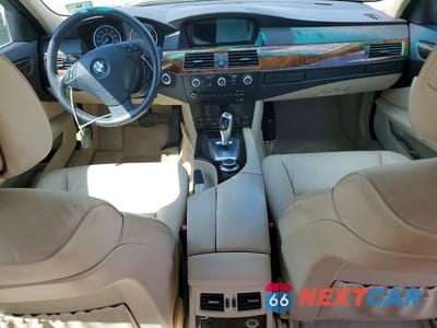 Zdjęcie 8 z 12 samochodu: 2008 BMW 528 I VIN:WBANU53598C110650 - miniatura