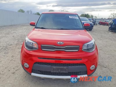 Piąte zdjęcie samochodu w środku: 2018 KIA SOUL + VIN:KNDJP3A53J7562897 - miniatura