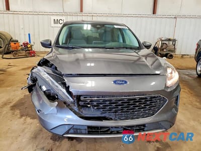 Piąte zdjęcie samochodu w środku: 2022 FORD ESCAPE SE VIN:1FMCU9G60NUA58900 - miniatura
