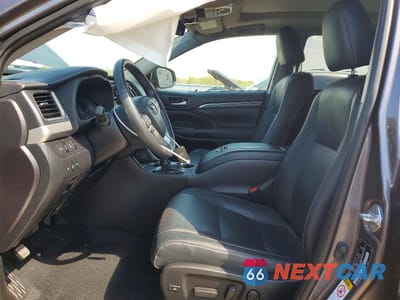 Zdjęcie 7 z 12 samochodu: 2019 TOYOTA HIGHLANDER LIMITED PLATINUM VIN:5TDDZRFH5KS955059 - miniatura