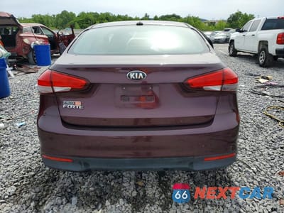 Zdjęcie 6 z 12 samochodu: 2017 KIA FORTE LX VIN:3KPFK4A74HE139719 - miniatura