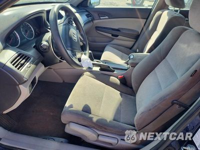 Zdjęcie 7 z 12 samochodu: 2010 HONDA ACCORD LX VIN:1HGCP2F37AA063261 - miniatura