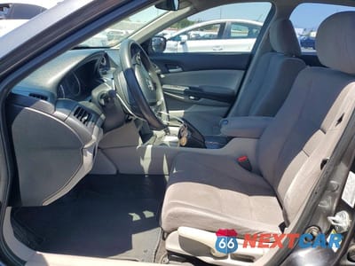 Zdjęcie 7 z 12 samochodu: 2011 HONDA ACCORD LX VIN:1HGCP2F33BA018285 - miniatura