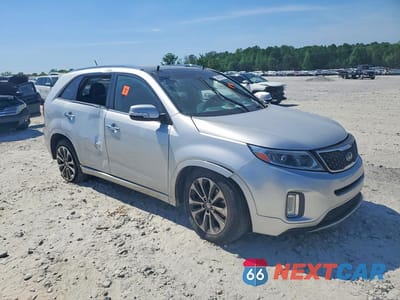 Czwarte zdjęcie samochodu z boku: 2015 KIA SORENTO SX VIN:5XYKW4A75FG562330 - miniatura