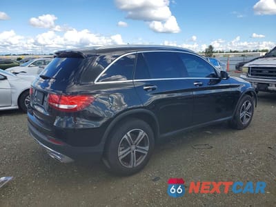 Trzecie zdjęcie samochodu z tyłu: 2017 MERCEDES-BENZ GLC 300 VIN:WDC0G4JBXHF129577 - miniatura