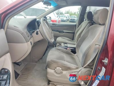 Zdjęcie 7 z 11 samochodu: 2004 TOYOTA SIENNA LE 7 PASSENGER VIN:5TDZA23C64S103478 - miniatura