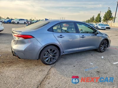 Trzecie zdjęcie samochodu z tyłu: 2025 TOYOTA COROLLA HYBRID SE VIN:JTDBCMFE6SJ041241 - miniatura