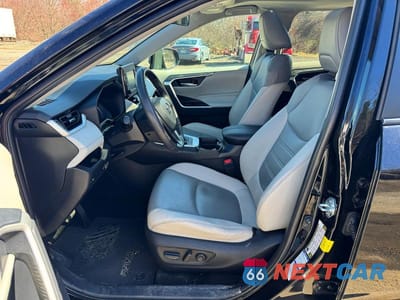 Zdjęcie 13 z 14 samochodu: 2021 TOYOTA RAV4 XLE PREMIUM VIN:2T3A1RFV4MC241684 - miniatura